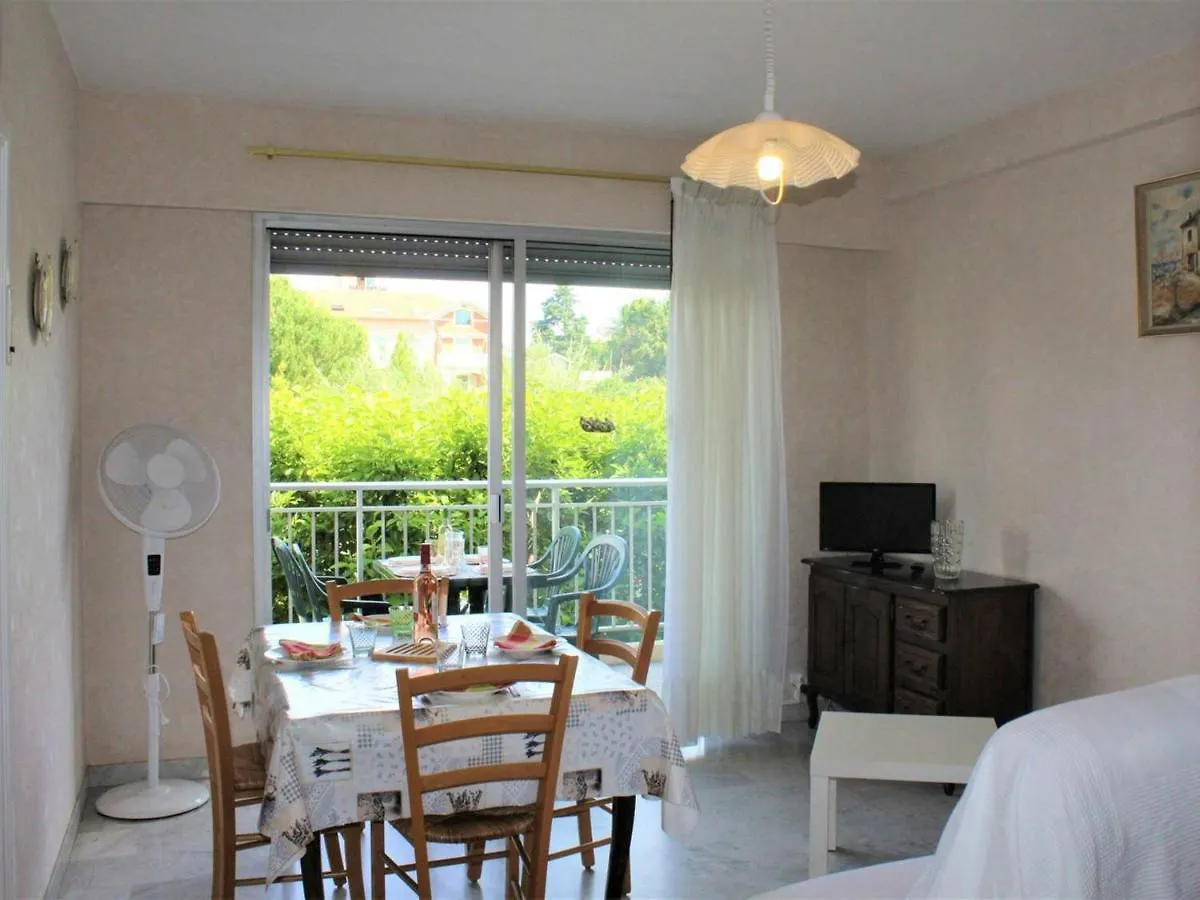Studio Cosy Avec Terrasse Et Parking, A 30M De La Mer, Cagnes-Sur-Mer - Fr-1-252A-56 location
